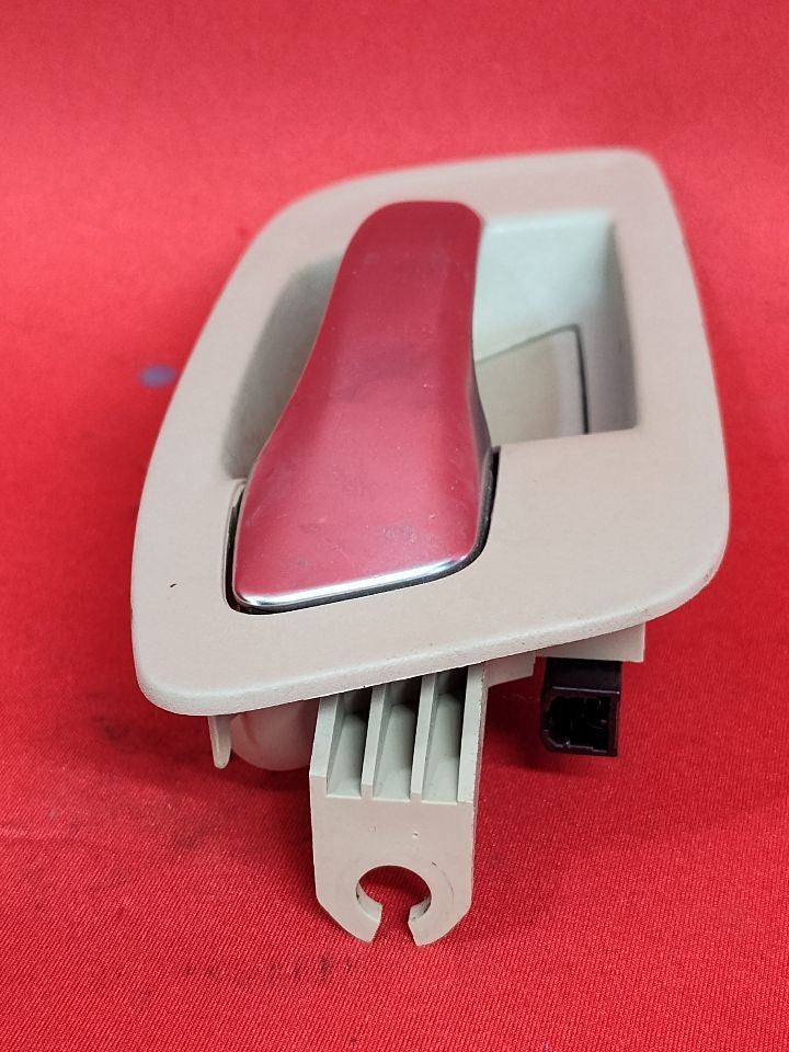 2011-2014 Chrysler 300 FRONT RIGHT PASSENGER Interior Door Handle Lt Frost Beige