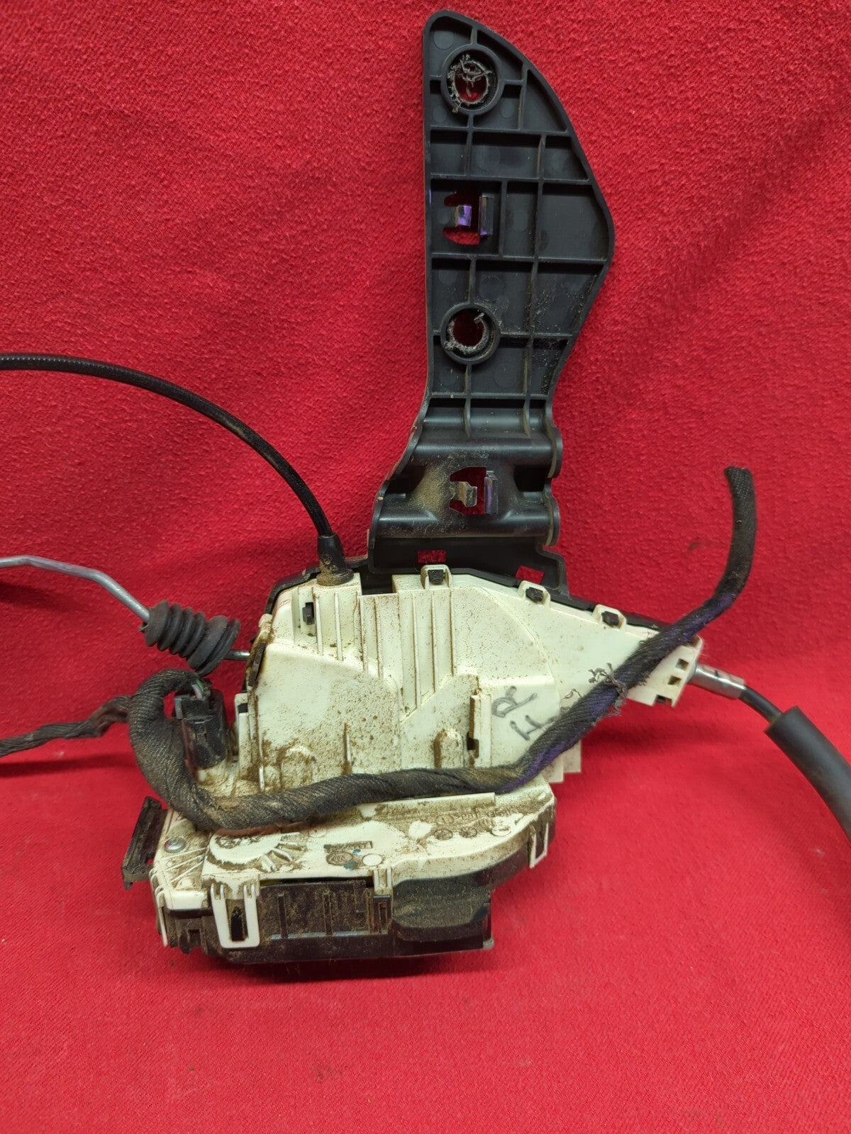 2011 - 2019 Dodge Journey FRONT RIGHT PASSENGER Door Latch Lock Actuator 