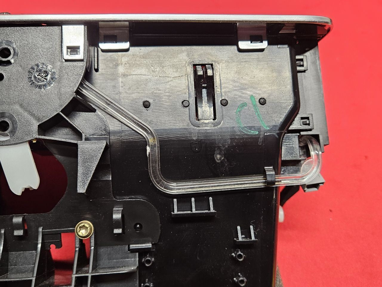 2003-2006 Range Rover HSE Center Dash Air Vent w/ Door Lock / Hazard Switches