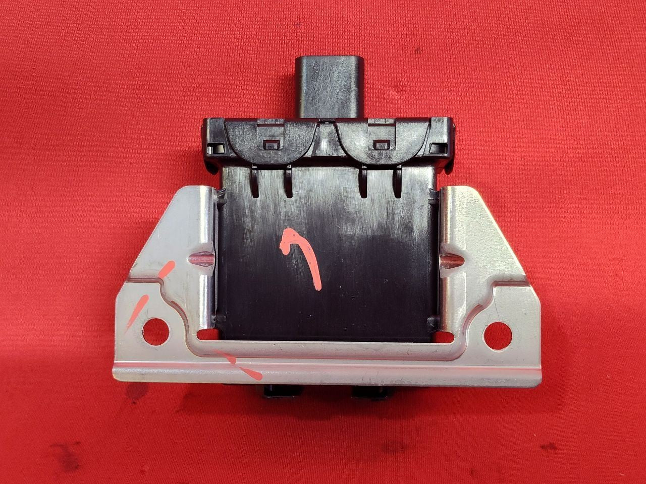 2015 Chevy Chevrolet Spark EV Pedestrian Sound Alert Control Module 95396398