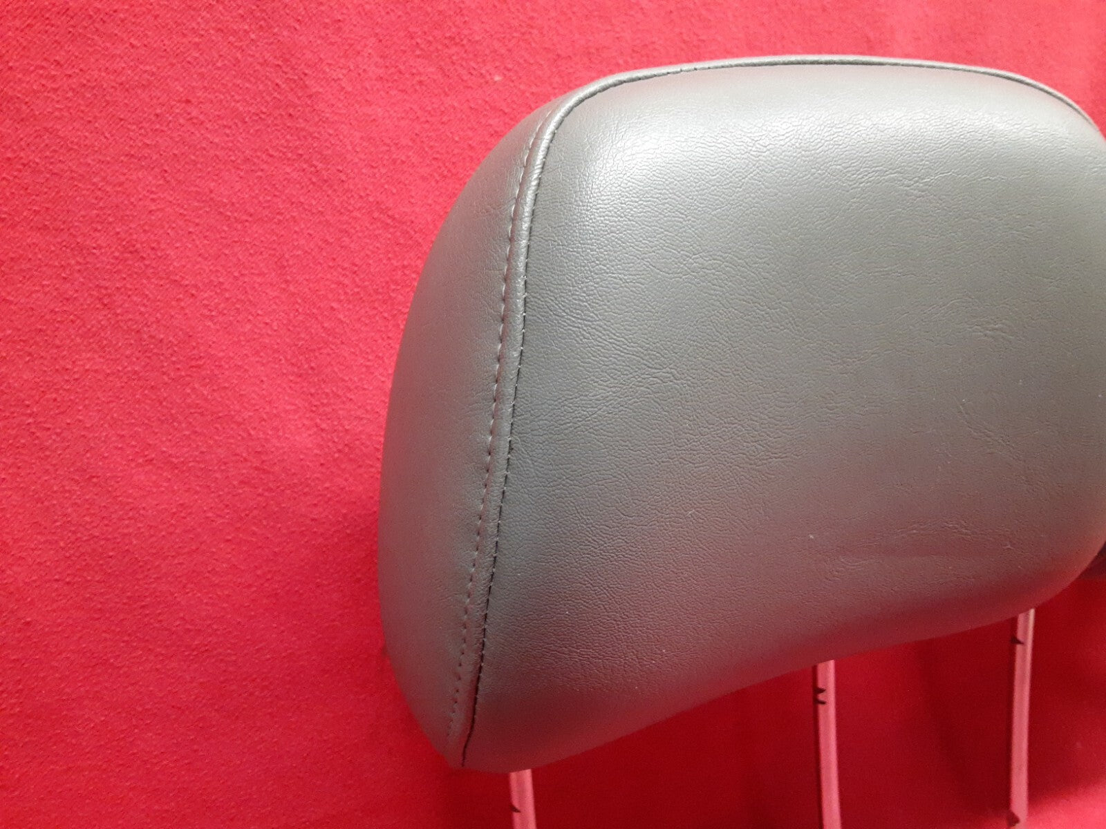 2005 2006 2007 Jeep Grand Cherokee FRONT Leather Medium Slate Gray Headrest SET