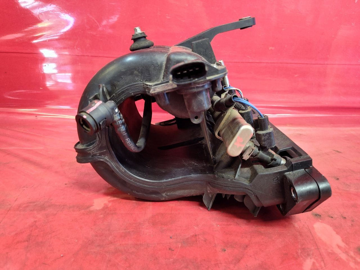 2012-2017 Fiat 500 1.4L MultiAir Naturally Aspirated Intake Manifold Plenum