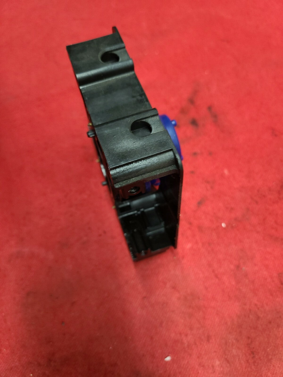 1996 Nissan Maxima SE Combo Wiper Switch Steering Column Center Bracket