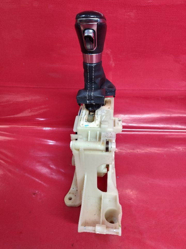 2015-2017 Hyundai Sonata 6-Speed Automatic Transmission Shifter Lever w/ Knob