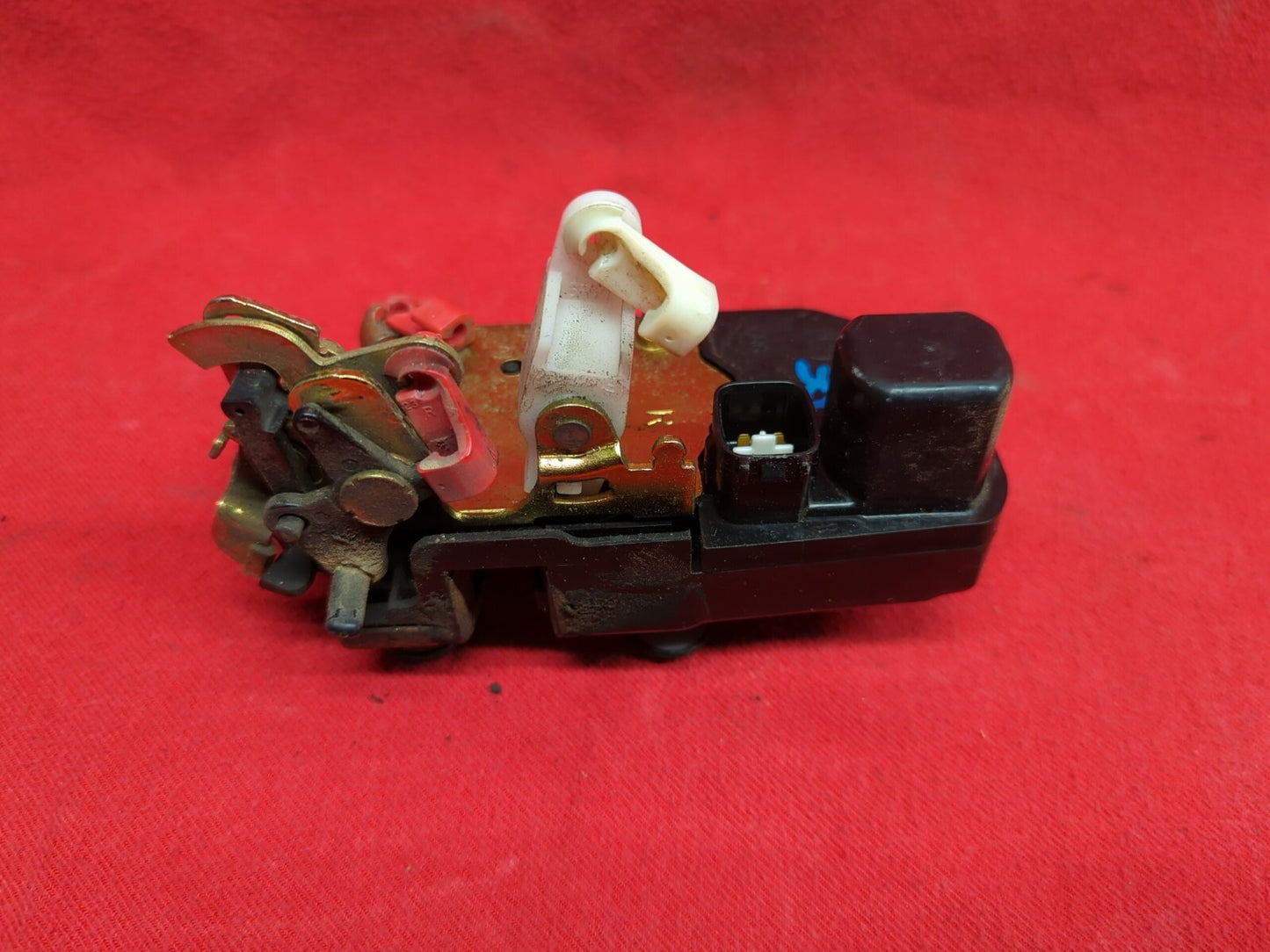 2004 2005 2006 2007 2008 2009 Dodge Chyrsler RIGHT REAR Door Lock Actuator