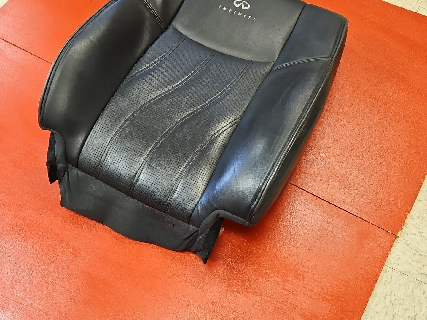 2013 - 2020 Infiniti QX60 / JX35 Pathfinder - Driver Front Seat Cushion Black