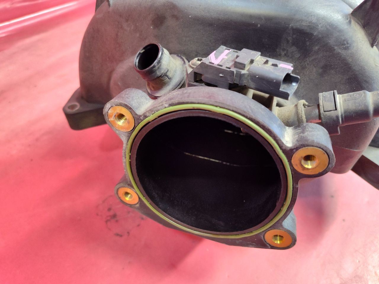2010-2013 Land Rover Range Rover 5.0L V8 Upper Intake Manifold Plenum 119k