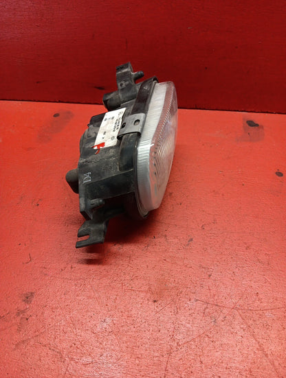 2000-2004 Mercedes-Benz C230 240 320 SLK Right Fog Assembly 2158200656