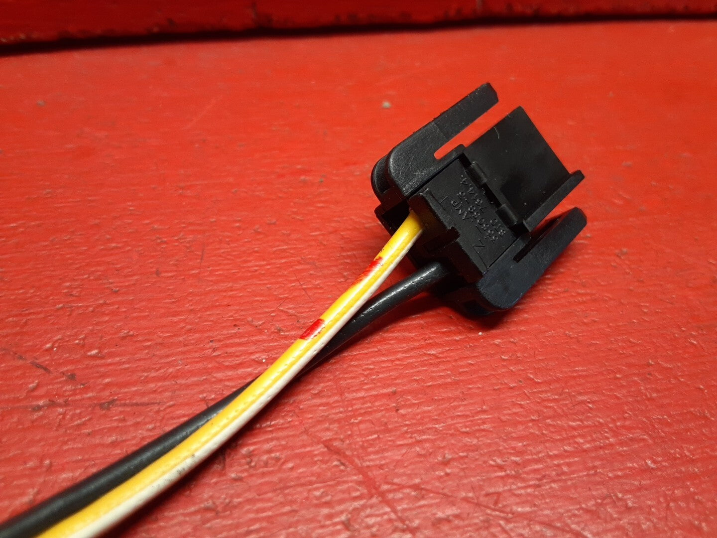 1998 1999 2000 Volvo S70 V70 Fuel Filler Door Lock Actuator PIGTAIL ONLY 9152856