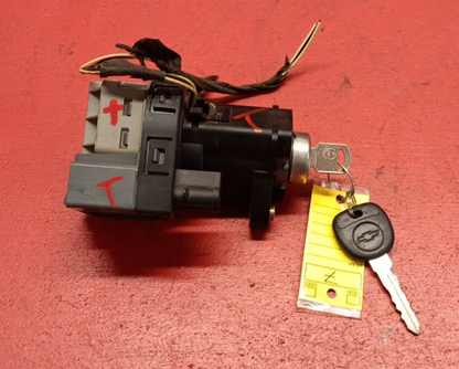 2002-2005 Gm Multi Vehicle Ignition Switch Assembly W/ Key 22737173