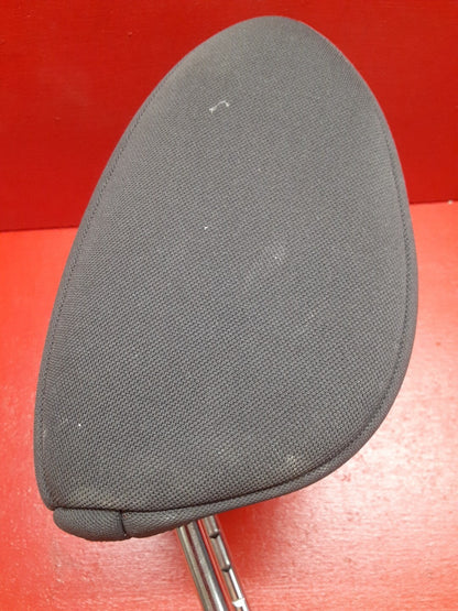 2010 2011 Kia Soul FRONT Headrest Head Rest Pair Black Cloth