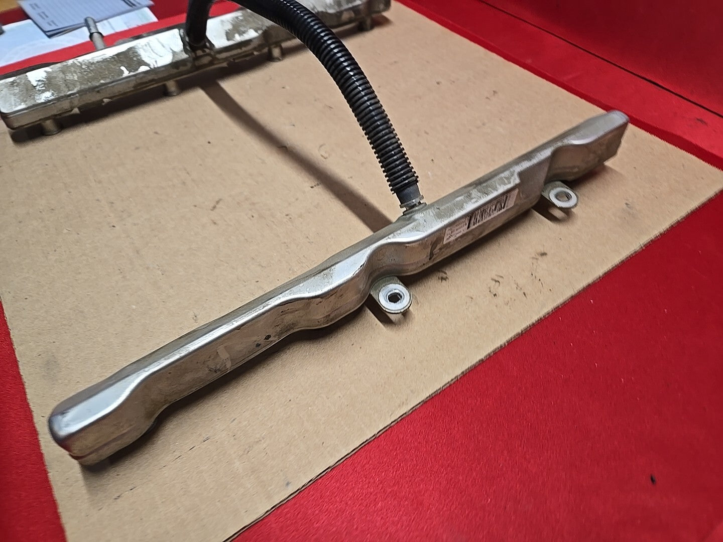 2009 - 2024 Chrysler Dodge Jeep Ram 5.7L V8 Fuel Injector Rail RAMP ONLY