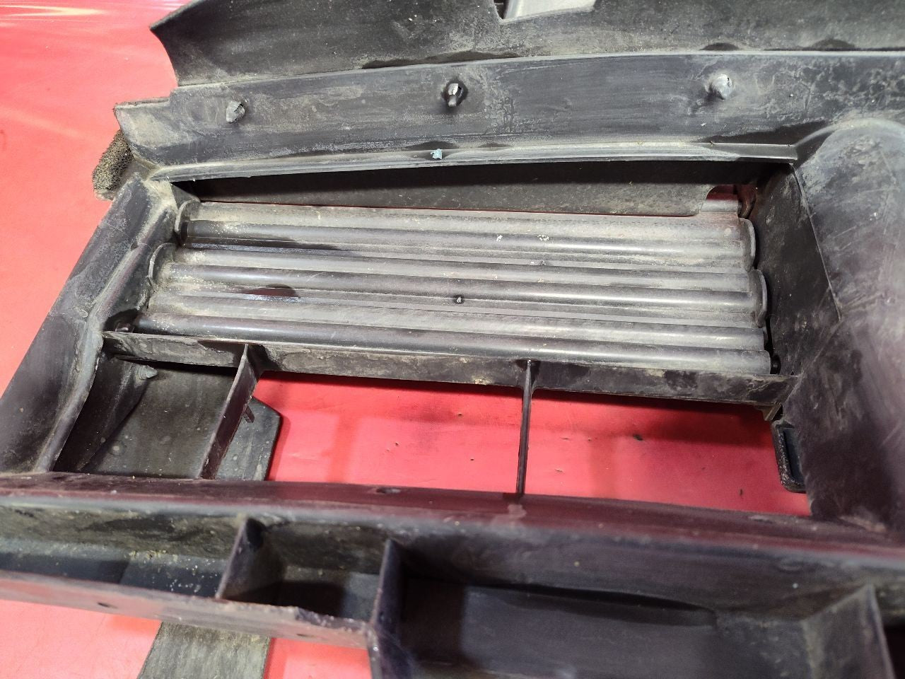2013-2024 Dodge Ram 1500 Radiator Active Air Shutter Grille 68302660AB