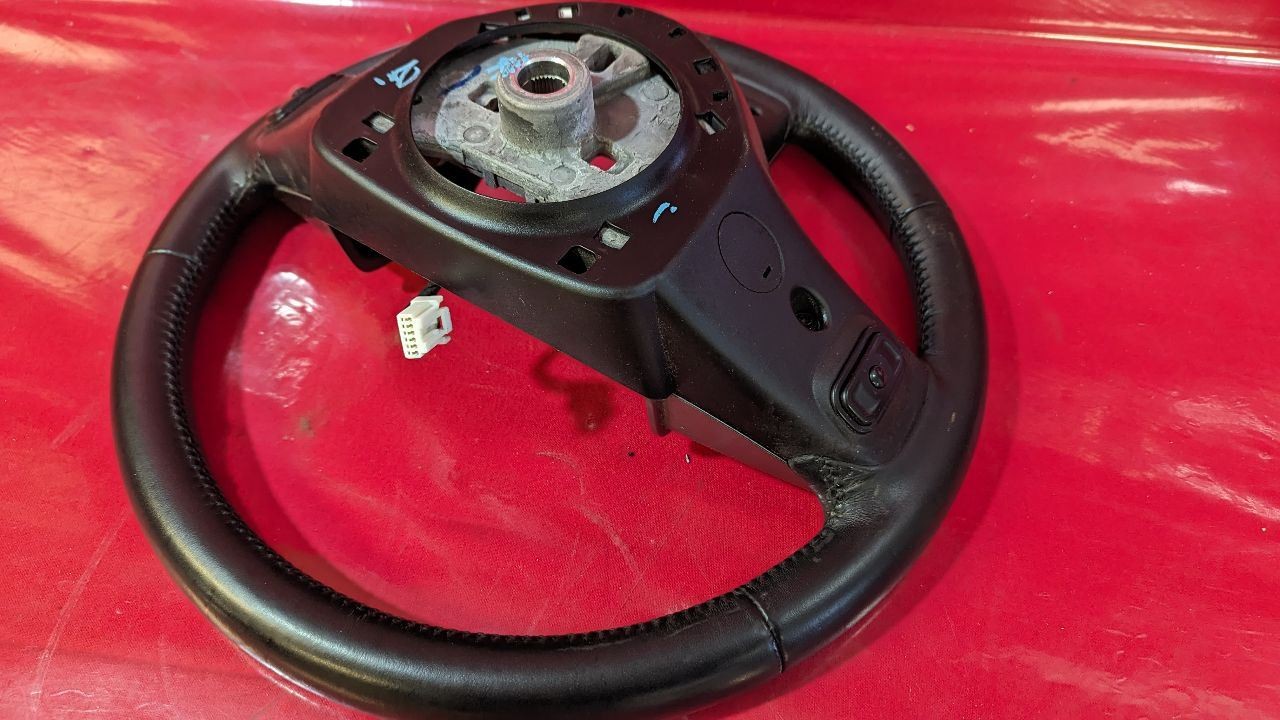 2012-2017 Dodge Journey Steering Wheel w/ Leather UConnect Cruise & Radio