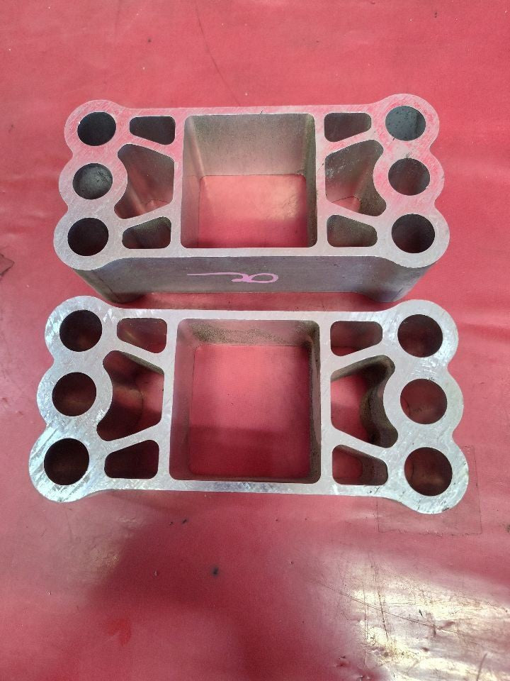 2012-2019 Fiat 500 Front Bumper Reinforcement Energy Absorber Tower Bolt SET