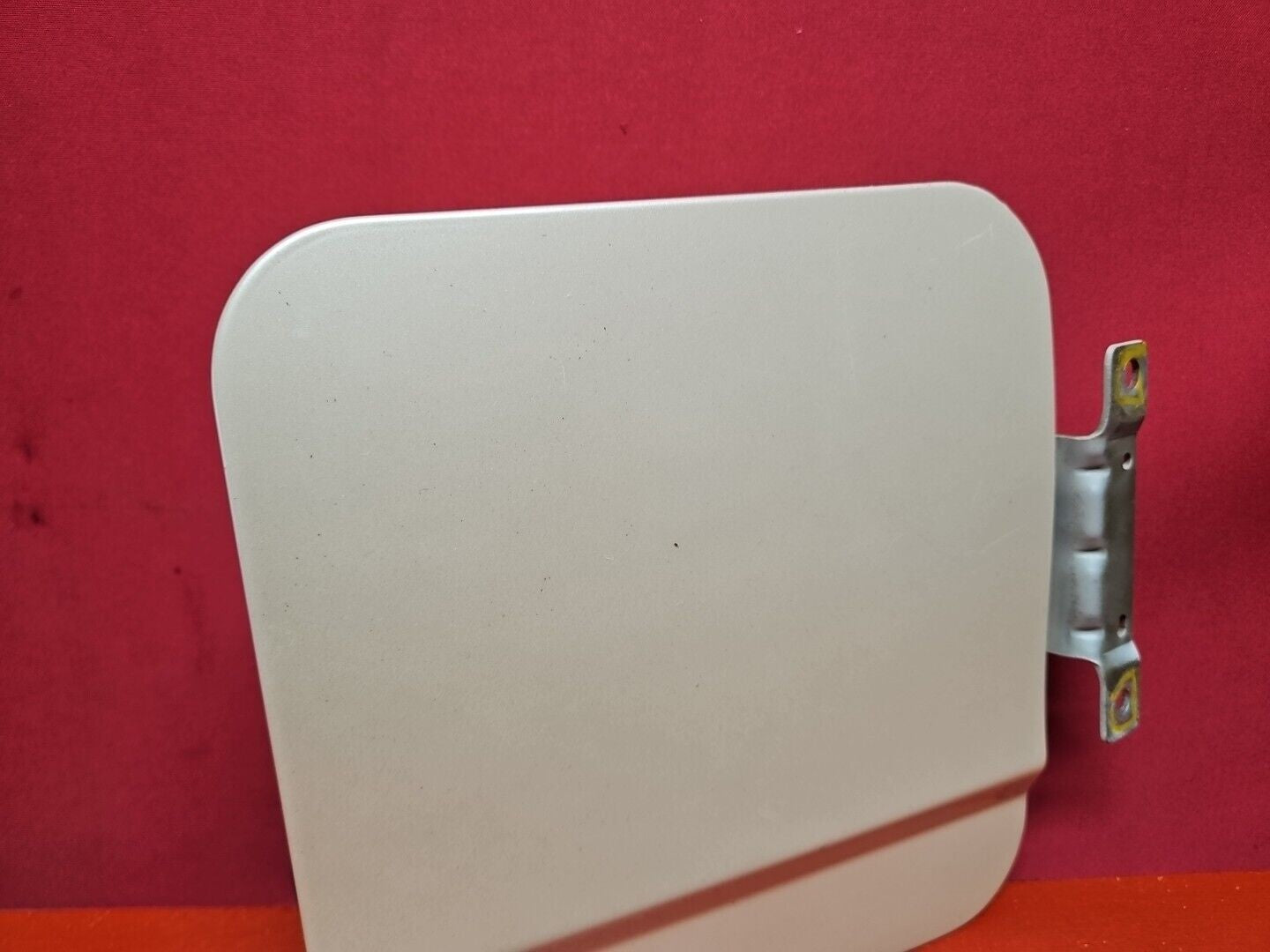 2006 - 2011 Cadillac DTS Fuel Gas Filler Door Lid Paint 800J White Diamond