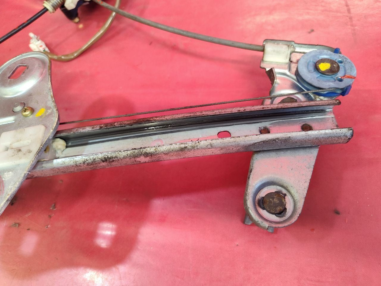 1997 1998 Lexus ES300 FRONT RIGHT PASSENGER Window Regulator w/ Motor TESTED
