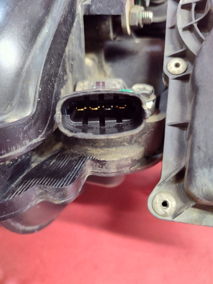 2012-2016 Kia Soul Rio / 12-17 Hyundai Accent Veloster 1.6L L4 Intake Manifold
