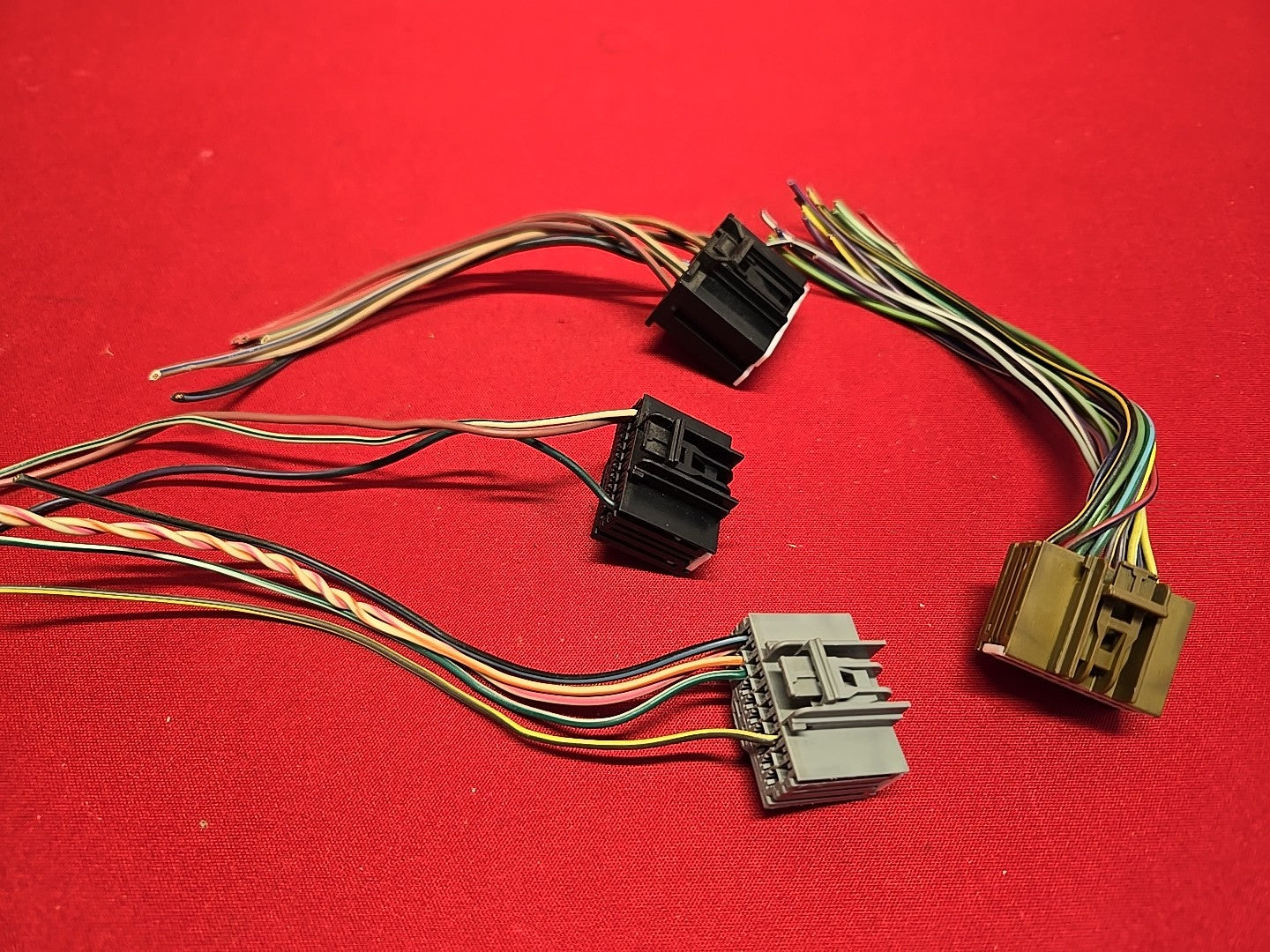 2010 Dodge Caliber L4 Auto Trans Speedometer Instrument Cluster PIGTAIL WIRES
