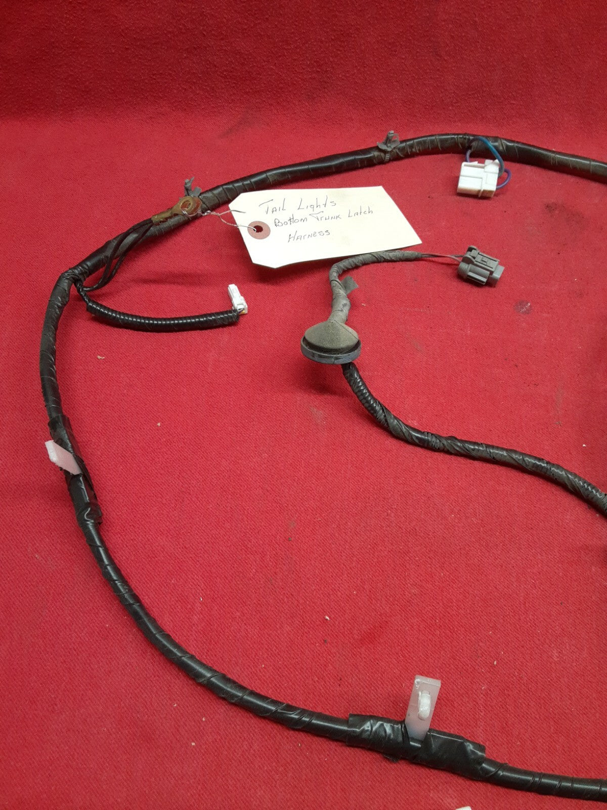 2002 2003 2004 Infiniti I35 REAR Trunk Latch Tail Light Bumper Wiring Harness 