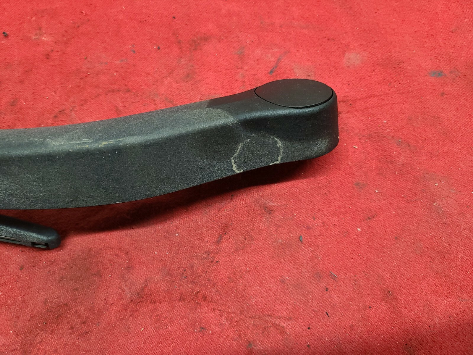 2004 - 2009 - Dodge Durango / Chrysler Aspen - Rear Wiper Arm - 5135583AA