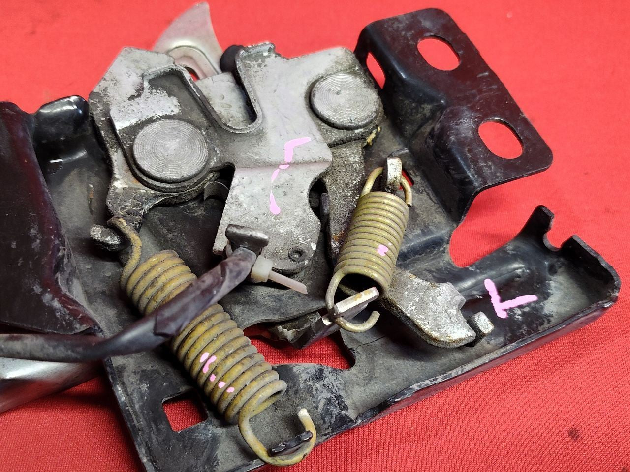 2001 2002 Acura MDX Front Hood Bonnet Latch Lock Release Actuator 74120S3VA01
