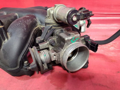 2001-2004 Ford Escape XLS XLT 3.0L V6 DOHC Upper Intake Manifold Plenum Inlet