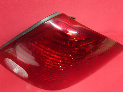 2005 - 2010 Pontiac G6 RIGHT PASSENGER Tail Light Stop Lamp 15242808