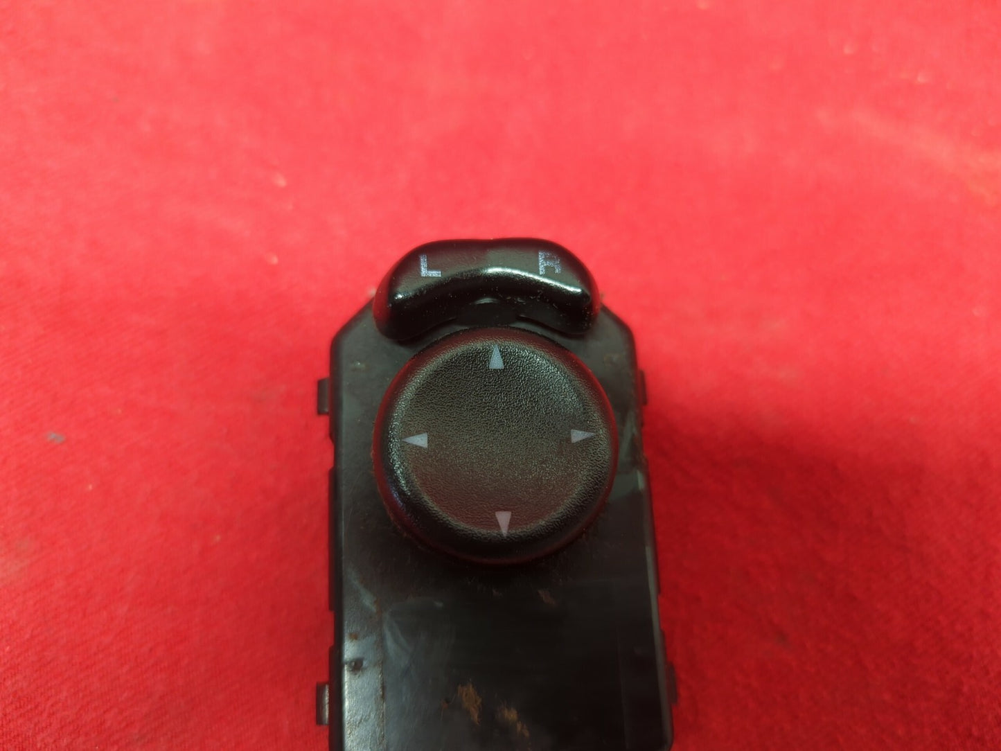 2004 2005 2006 2007 Jeep Liberty Limited Sport Wing Mirror Adjustment Swtich