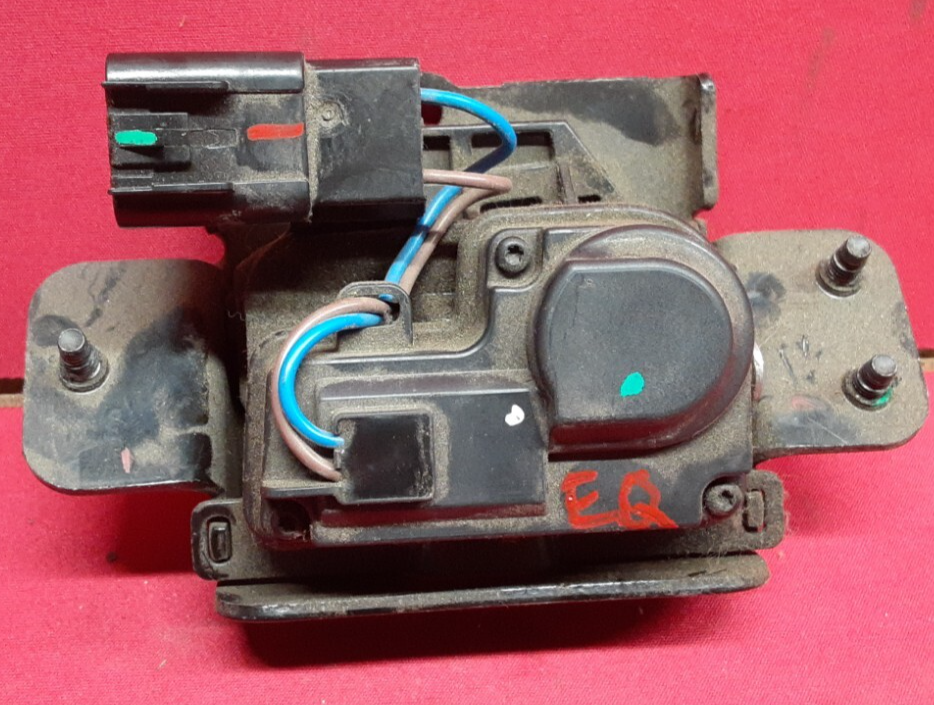 2006 - 2017 GMC Chevy Cadillac Pontiac Buick Hatch Latch Actuator 13584872