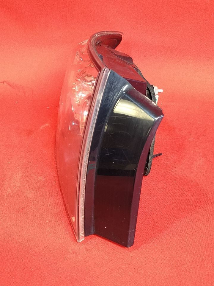 2007-2009 Mazda Mazda3 SEDAN Quarter Mounted LEFT DRIVER Tail Light Lamp LED