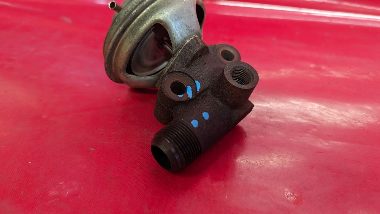 1998-2004 Nissan 1998-2000 Infiniti V6 Exhaust Gas Recirculation EGR Valve