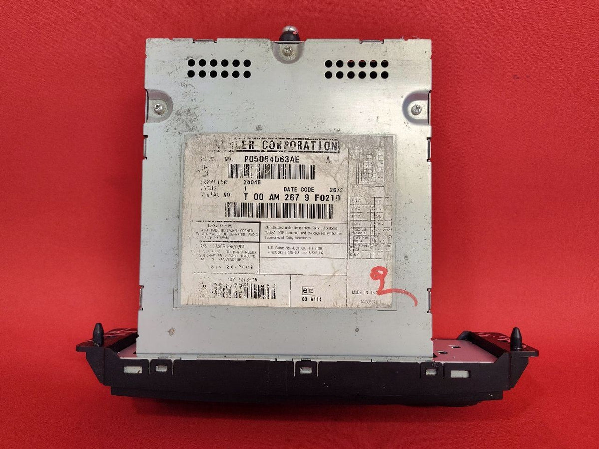 2010 2011 Town & Country / Grand Caravan Single Disc DVD Player 5064063AE