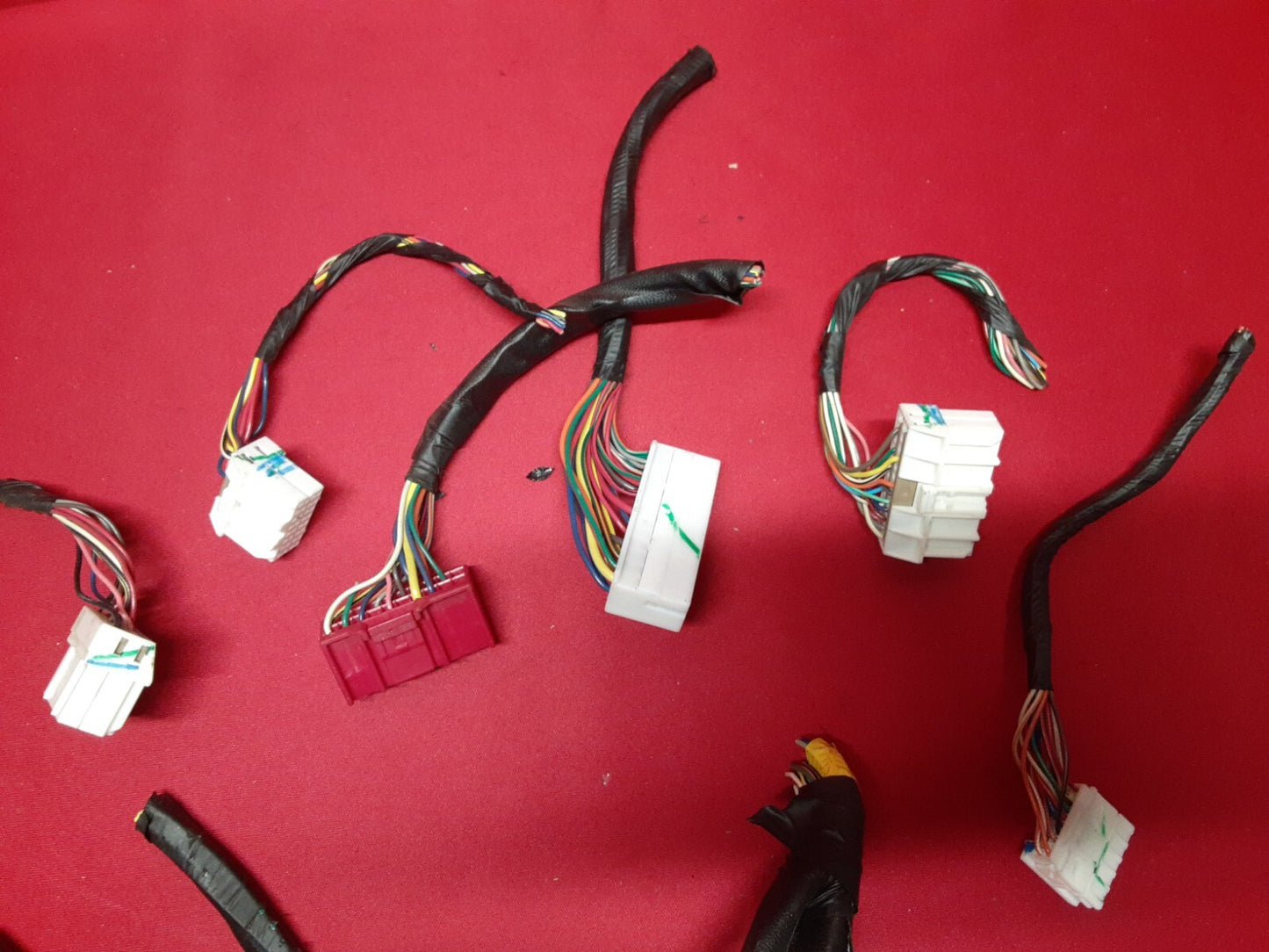 2011 Kia Sorento Interior Fuse Block Auto Light Smart Key 95400-1U031  PIGTAILS