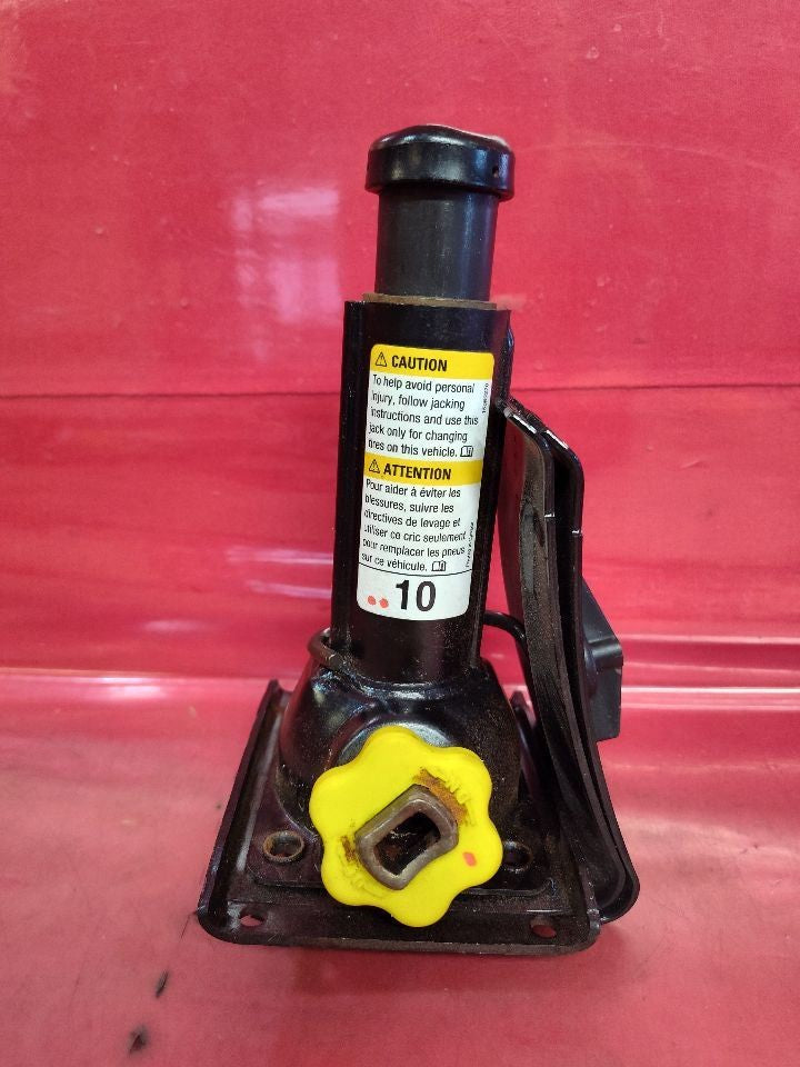 1999-2003 Chevy GMC Cadillac Suv / Truck 1500 or 1/2 Ton Bottle Jack Tool Set