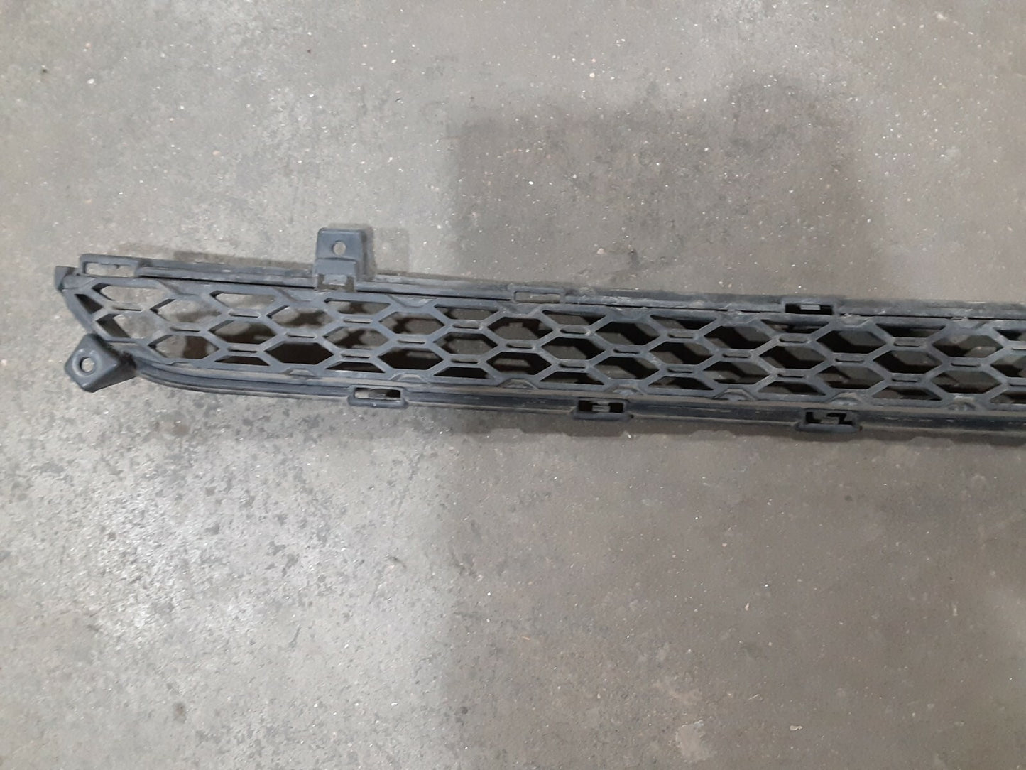 2011 2012 2013 Kia Sorento Front Bumper Lower Grille Black Plastic