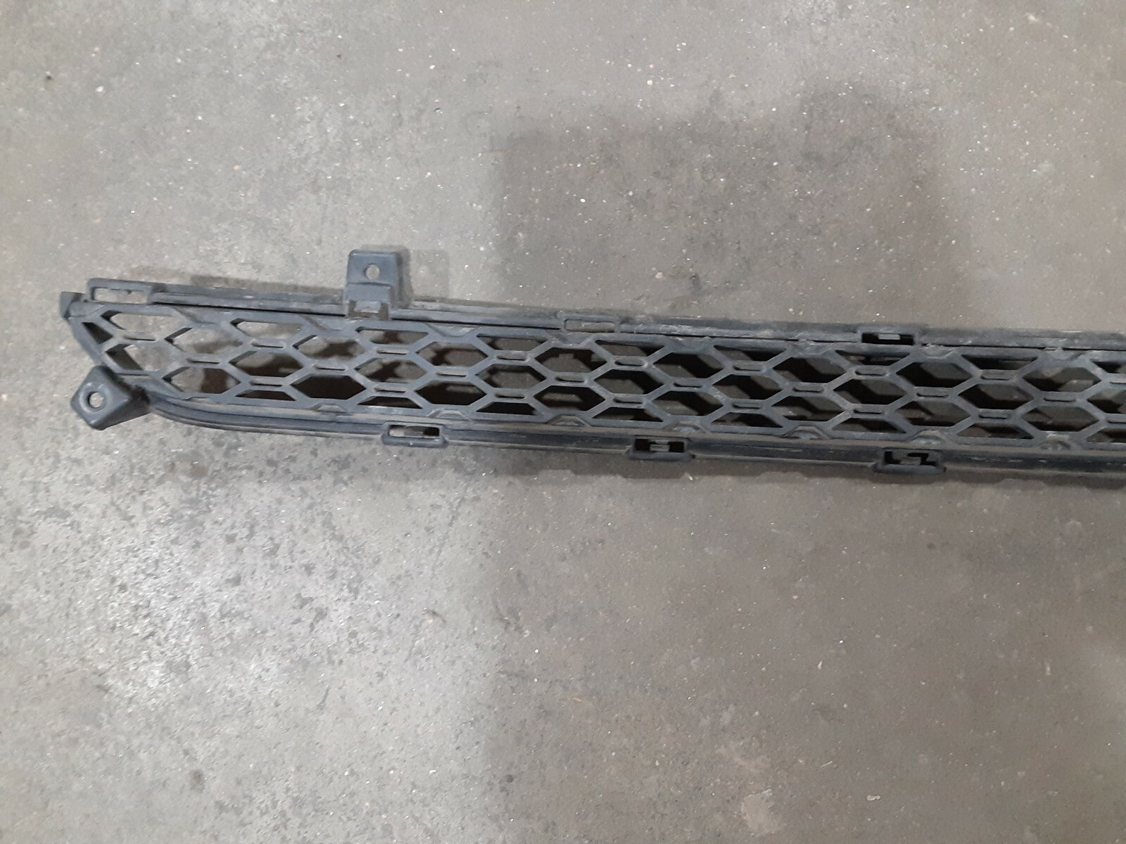 2011 2012 2013 Kia Sorento Front Bumper Lower Grille Black Plastic