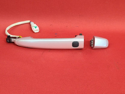 2008-2011 Toyota Camry FRONT RIGHT PASSENGER Exterior Door Handle Button Entry