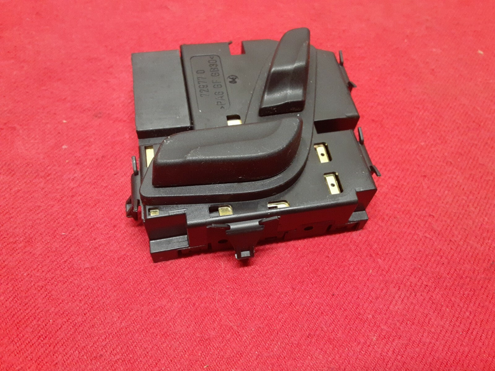 2008 - 2015 Mercedes C-Class LEFT DRIVER Seat Tilt Forward Back Switch