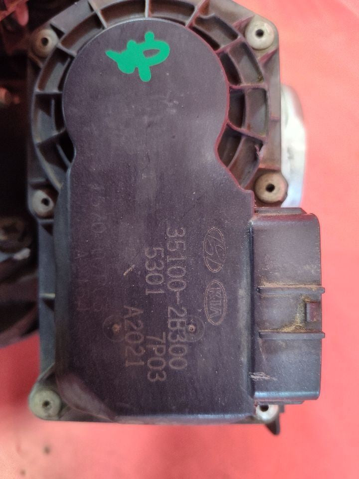 2012-2016 Kia Soul Rio / 12-17 Hyundai Accent Veloster 1.6L L4 Intake Manifold