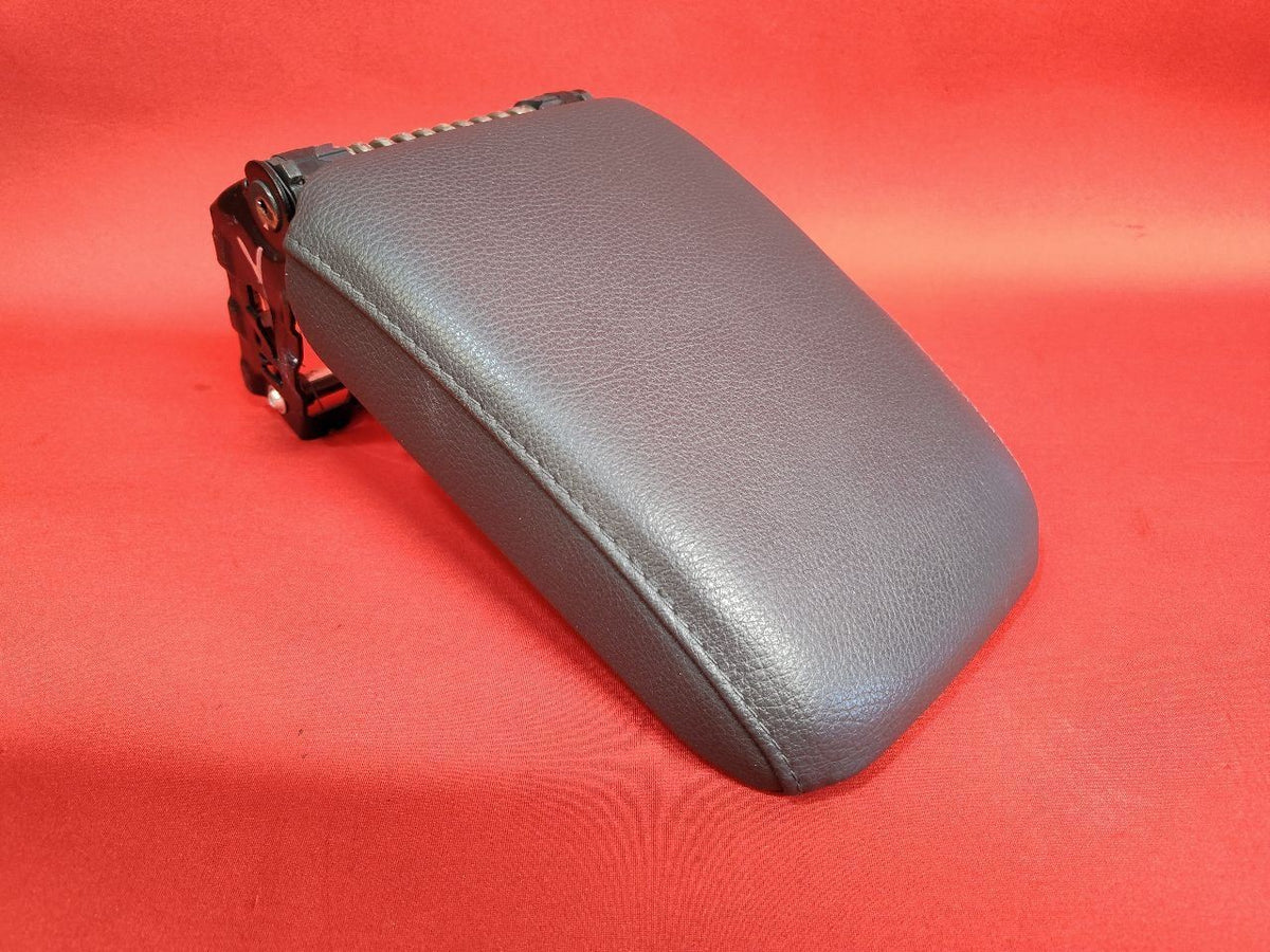 2006-2009 VW Volkswagen Sedan/ Coupe Center Console Armrest Lid Grey Leatherette