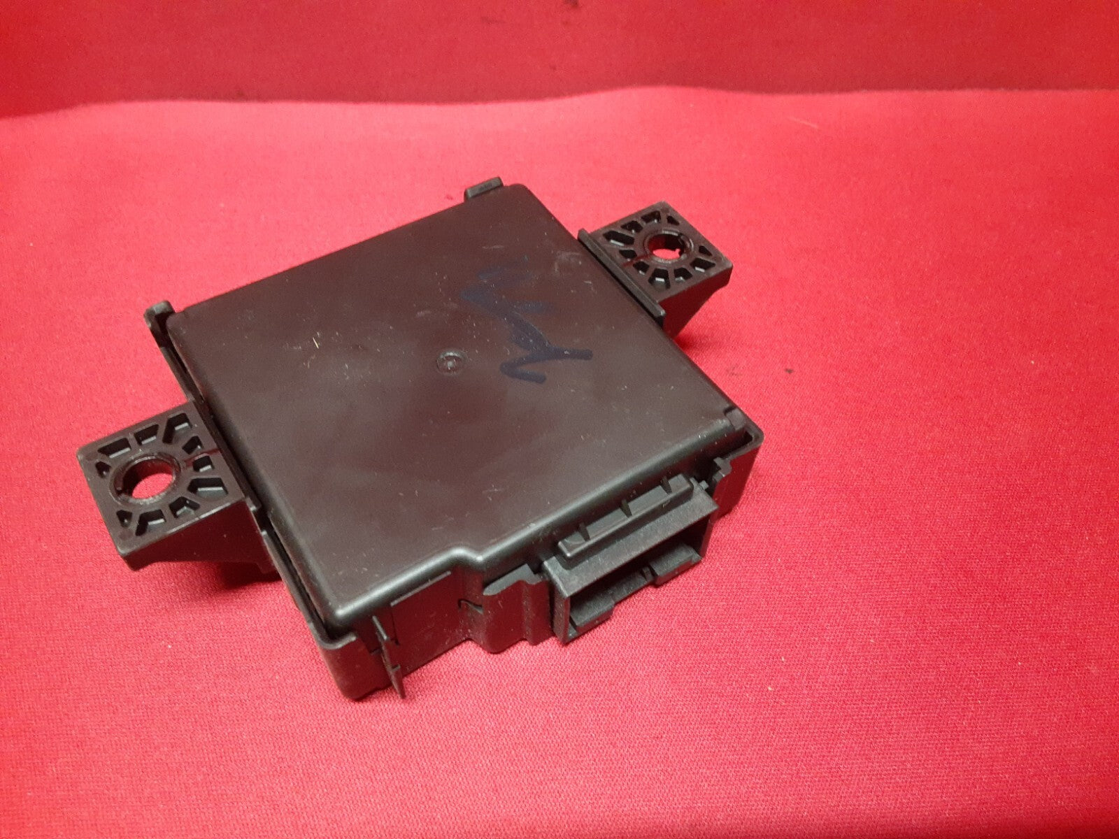 2011 2012 2013 Kia Sorento TPMS Tire Pressure Control Module Unit 95800-1U000