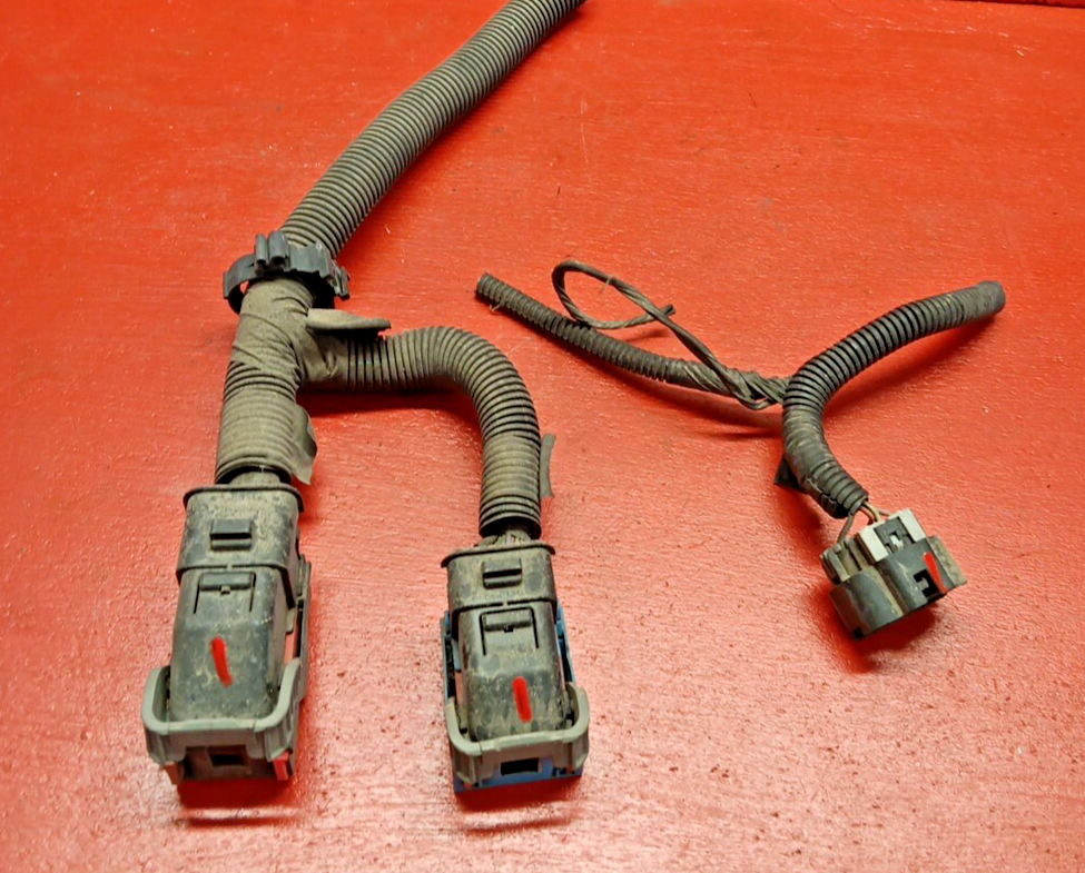 2005 Chevrolet Cavalier ECM ECU Engine Control Module PIGTAILS 12576162