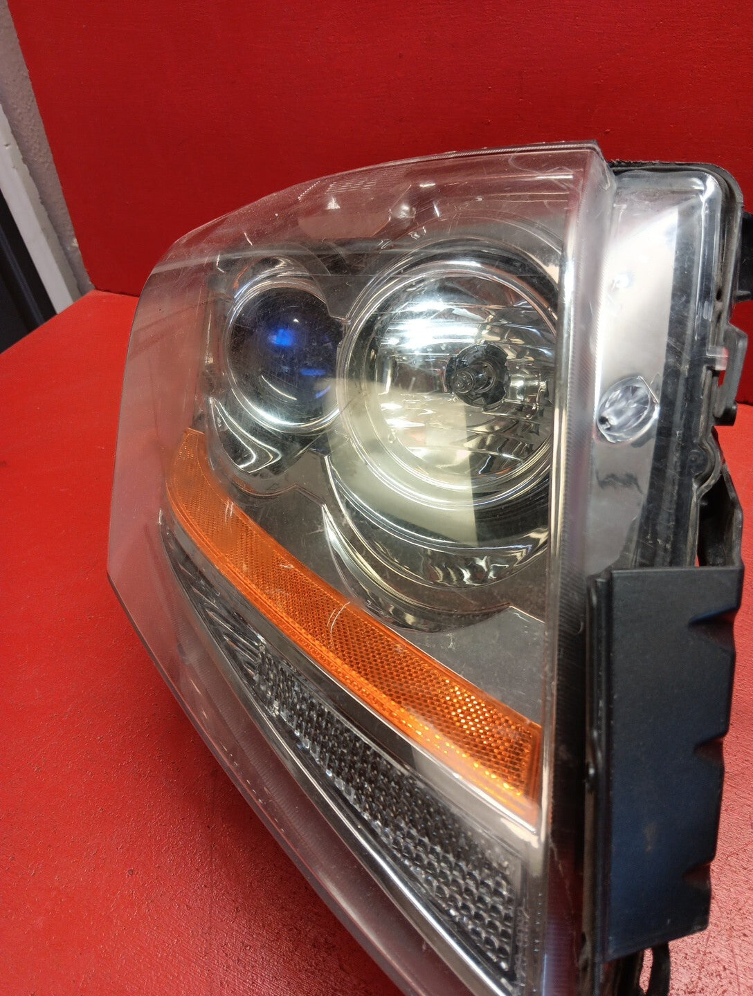 Right Passenger Headlight Halogen TYC Aftermarket for 2008-2014 Cadillac CTS