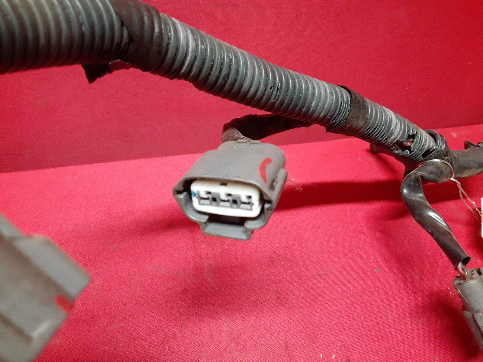 2002 - 2019 Nissan 2002 - 2004 Infiniti Ignition Coil V6 	 22448-8J11C  PIGTAILS