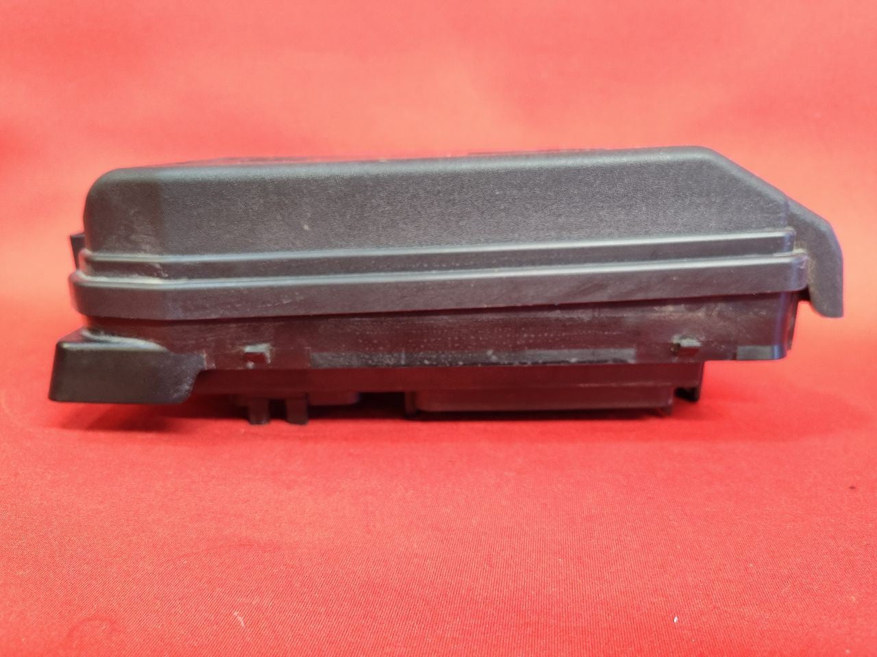 2014-2016 Chevrolet Chevy Spark EV Electric Engine Fuse Box Junction Block - 69k