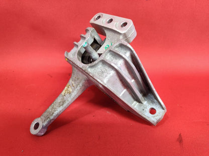 2019-2025 Kia Forte / Soul 2.0L Auto Trans Engine Mount Side Bracket - 68k Miles