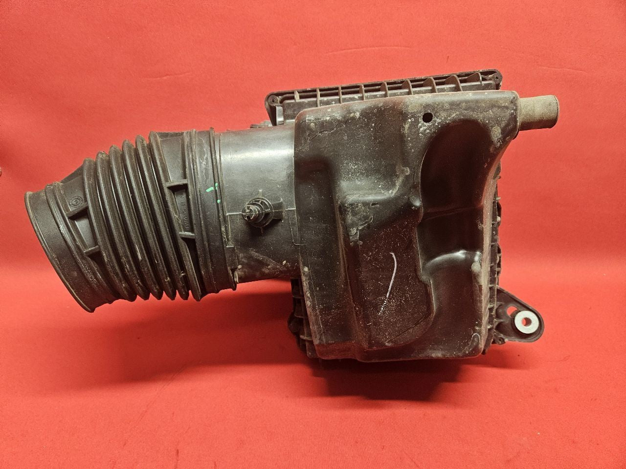 2018-2025 Chevy Equinox GMC Terrain Air Filter Housing Air Cleaner Box