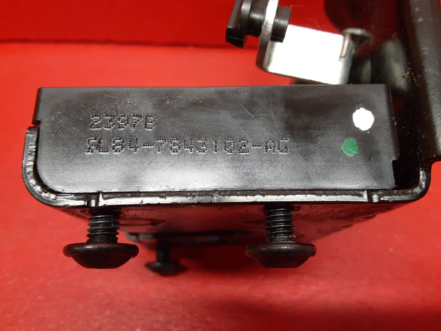 08-12 Ford Escape / 08-11 Mariner REAR LIFTGATE TAILGATE LATCH ACTUATOR Assembly