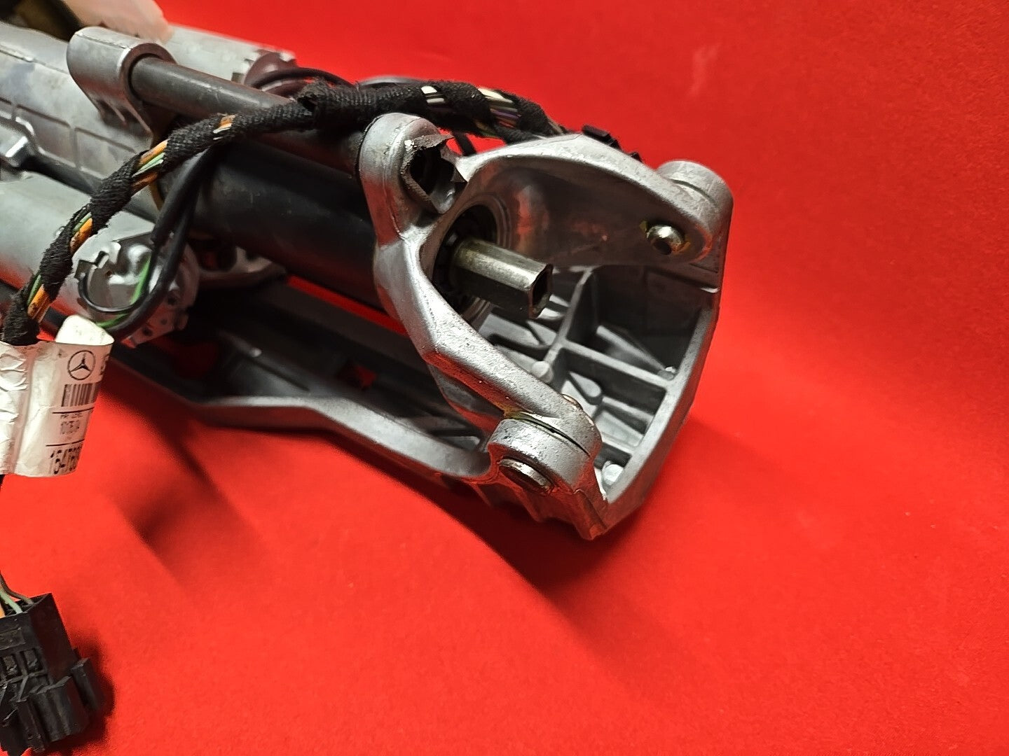 2007 - 2009 R320 / 2008 - 2012 R350 Mercedes Benz OEM Steering Column *TESTED*